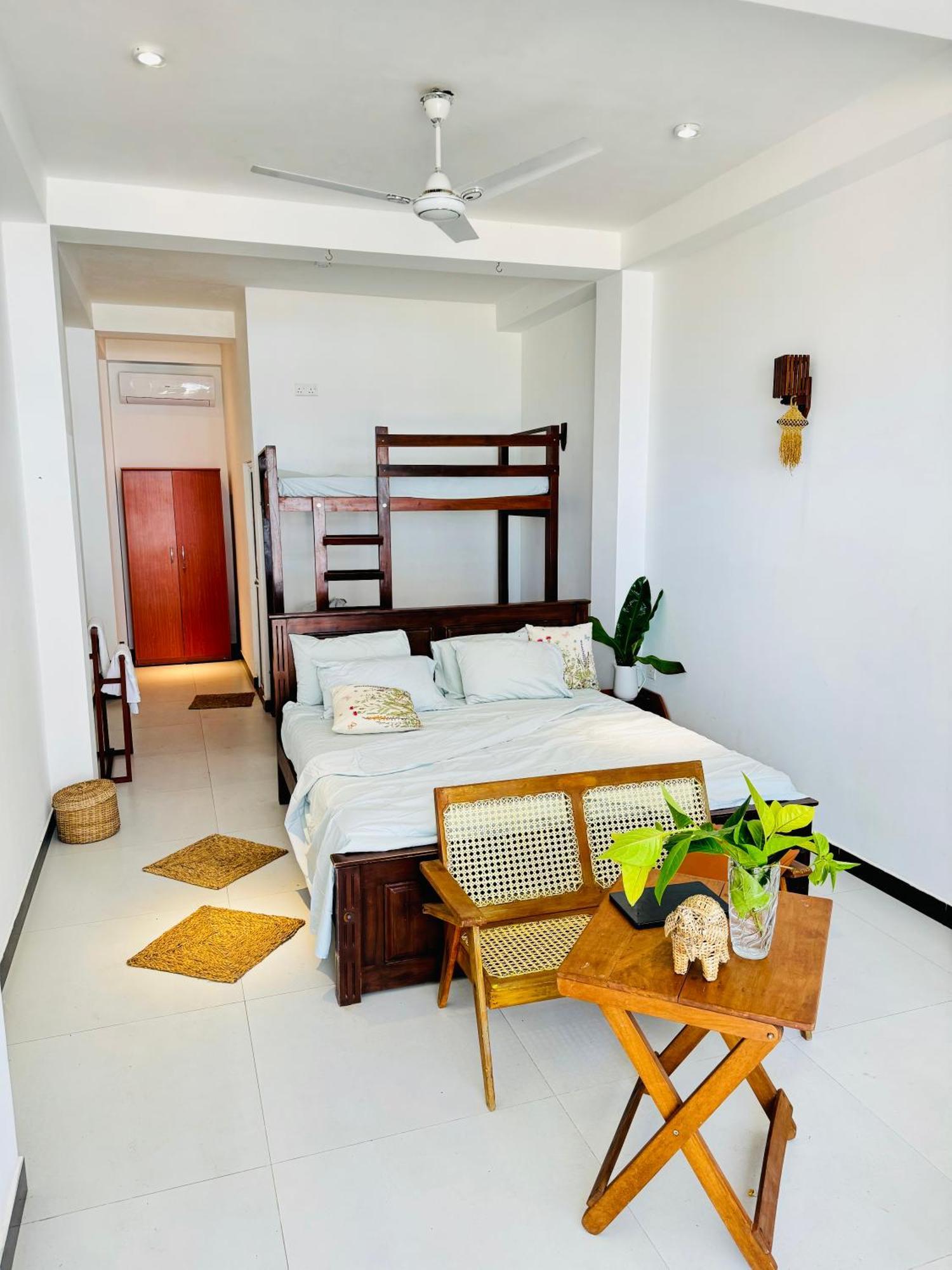 Coconut Palm Beach Restaurant And Rooms Діквелла Екстер'єр фото